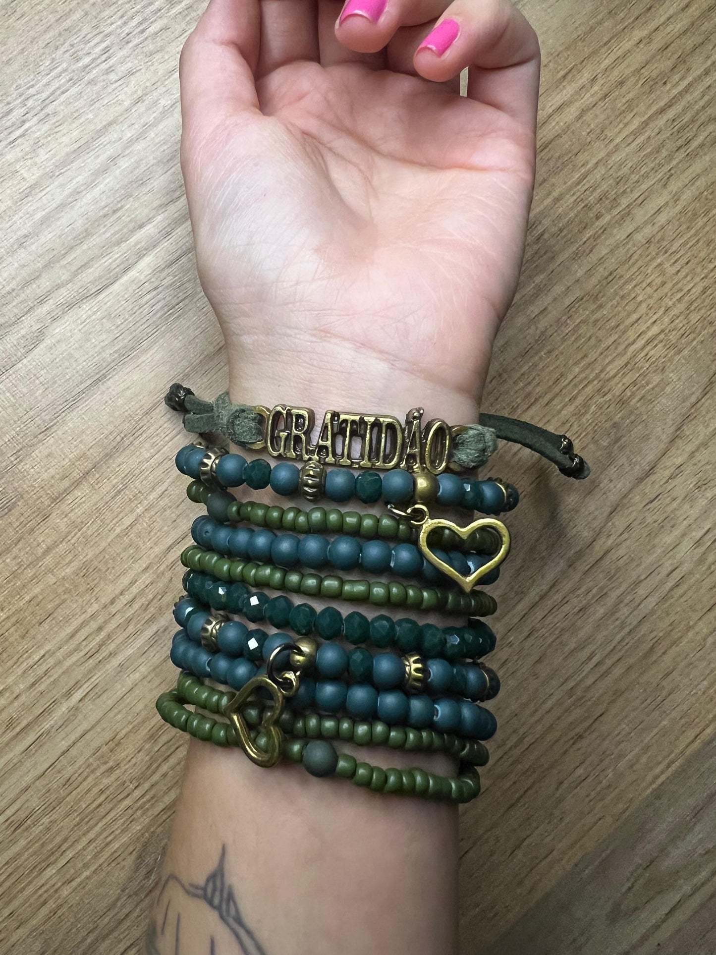 Kit 10 Pulseiras Energizadas Gratidão azul esverdeado