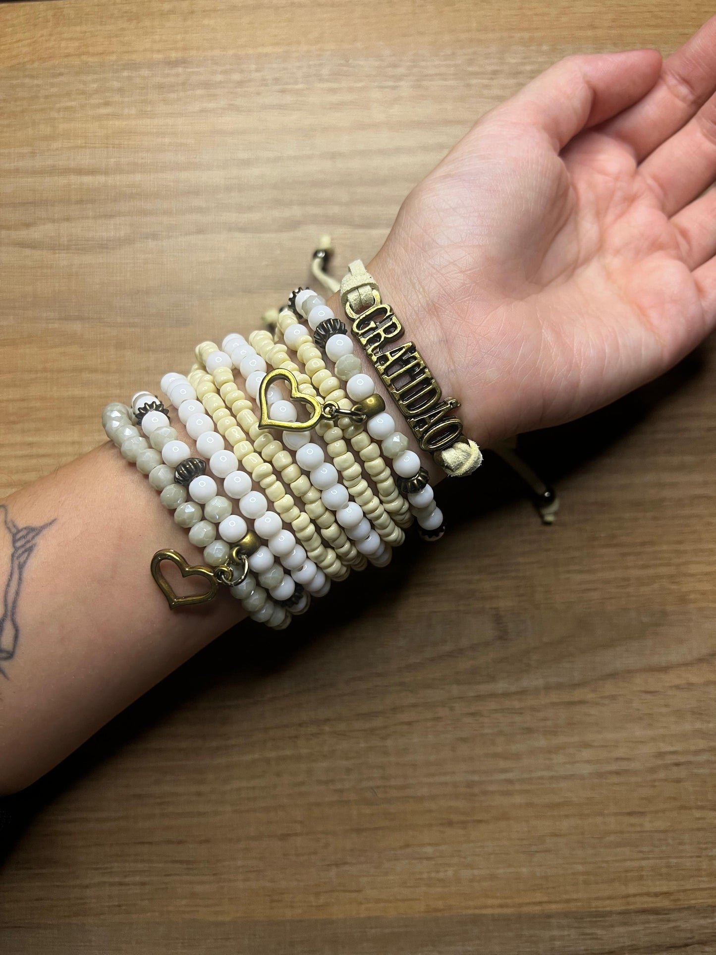 Kit 10 Pulseiras Energizadas Gratidão branca